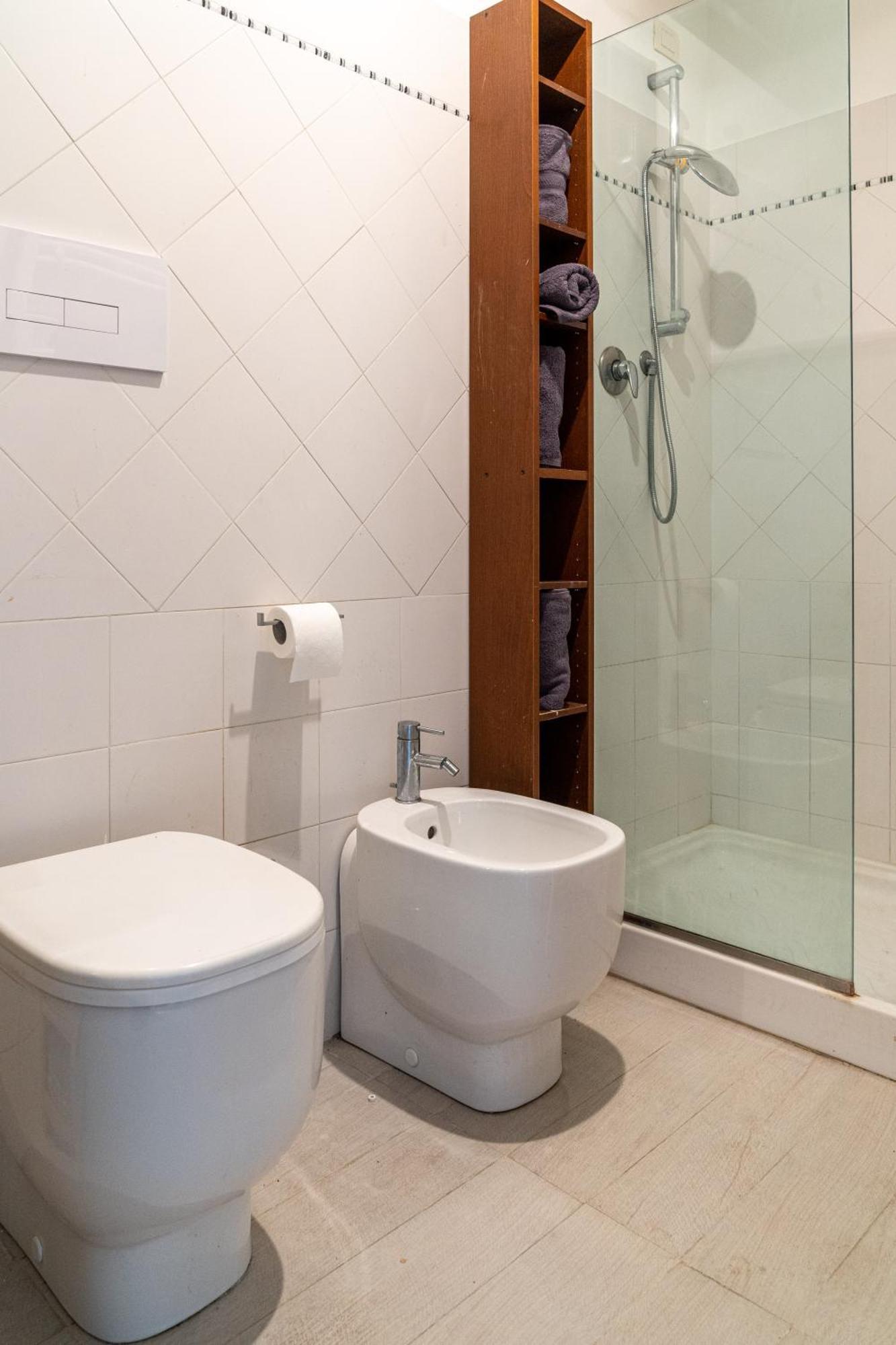 Historic Apt In The Center Of Lucca With Balcony Apartment Luaran gambar