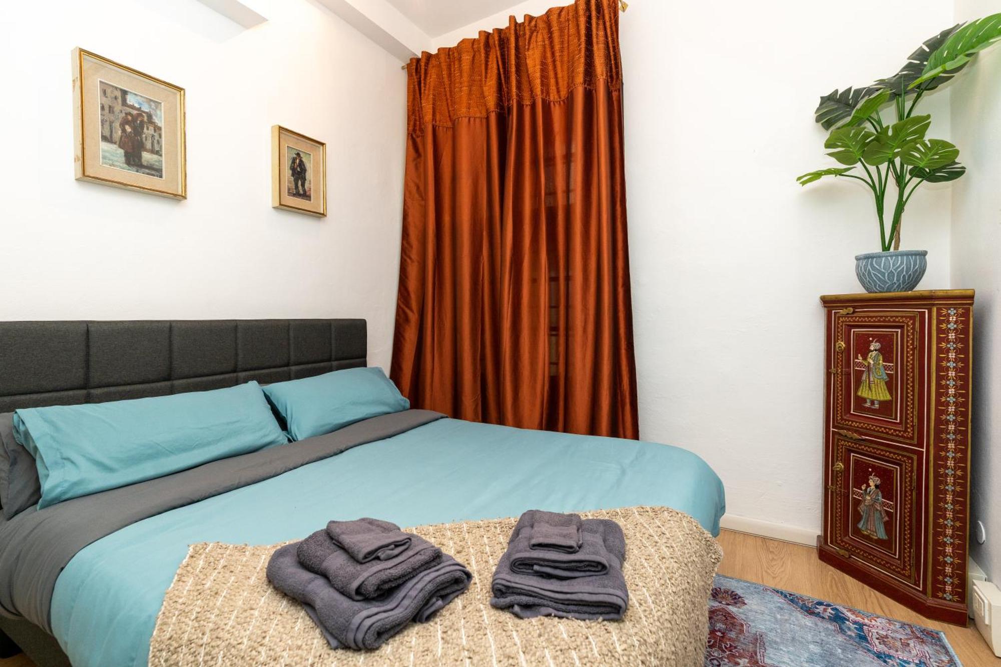 Historic Apt In The Center Of Lucca With Balcony Apartment Luaran gambar